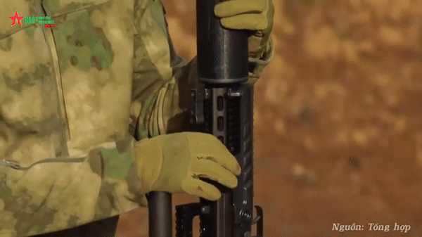 Súng trường ShAK-12 bắn xuyên tường của đặc nhiệm Nga tham chiến tại Ukraine