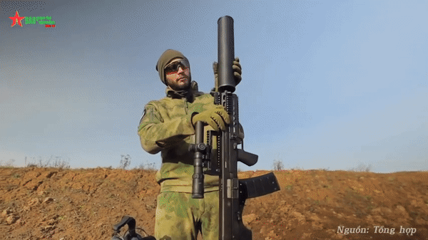 Súng trường ShAK-12 bắn xuyên tường của đặc nhiệm Nga tham chiến tại Ukraine