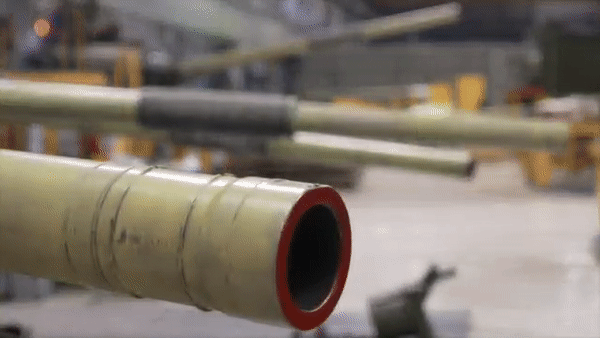 Tổng thống Putin yêu cầu tăng tốc cung cấp vũ khí cho quân đội Nga