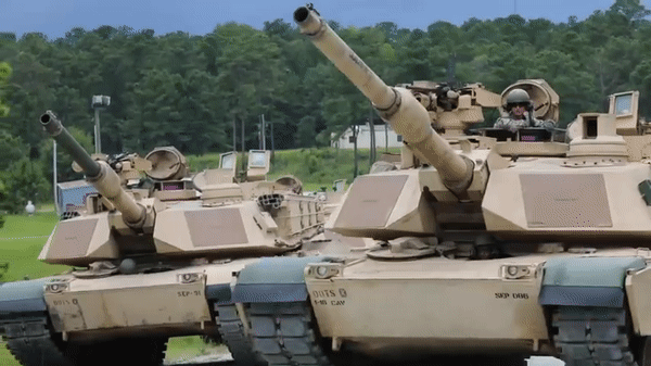 Xe tăng chủ lực M1A2 Abrams