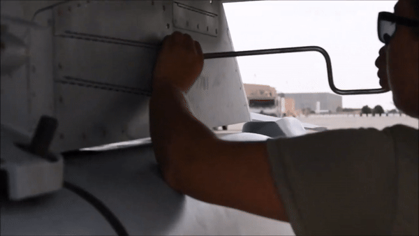 Mỹ sắp chuyển tên lửa không đối đất tầm xa cực nguy hiểm cho Ukraine?