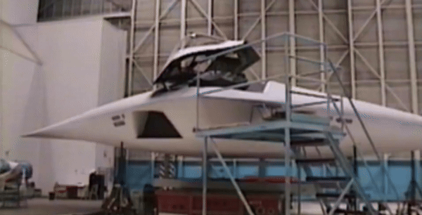 Chiến đấu cơ tàng hình A-12 Avenger khiến tập đoàn vũ khí khổng lồ Mỹ sụp đổ thế nào?