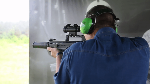 Súng trường ShAK-12 bắn xuyên tường của đặc nhiệm Nga tham chiến tại Ukraine