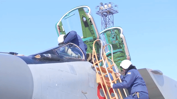 Nga lần đầu phóng liền 3 tên lửa siêu vượt âm Kh-47M2 Kinzhal vào một mục tiêu ở Ukraine