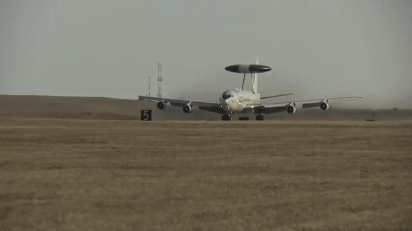 Lý do NATO mua loạt máy bay chỉ huy cảnh báo hiện đại E-7A Wedgetail của Mỹ