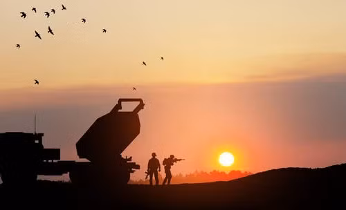 UAV Iran tập kích phá hủy hệ thống HIMARS của Mỹ tại Kuwait