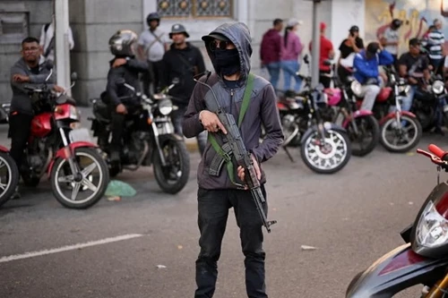 Mỹ hối thúc công dân rời khỏi Venezuela ngay lập tức