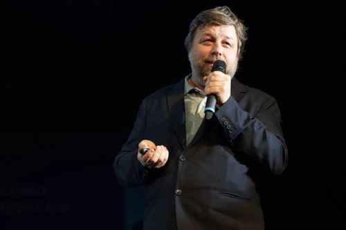 Nga triệu Đại sứ Ba Lan, yêu cầu thả ngay nhà khảo cổ học nổi tiếng