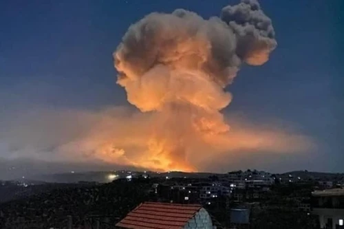 Chiến đấu cơ Anh - Pháp phối hợp tấn công cơ sở ngầm của IS ở Syria