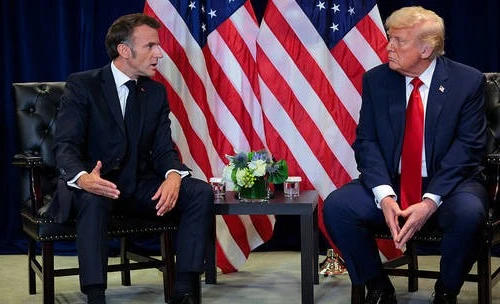 Tổng thống Pháp đề nghị ông Trump dỡ bỏ lệnh trừng phạt một số quan chức EU