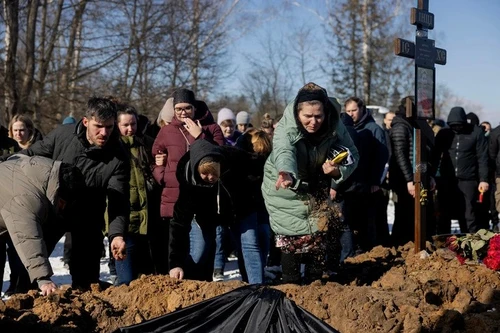 Tròn 4 năm chiến sự Ukraine: Vẫn chưa chắc chắn về triển vọng hòa bình 