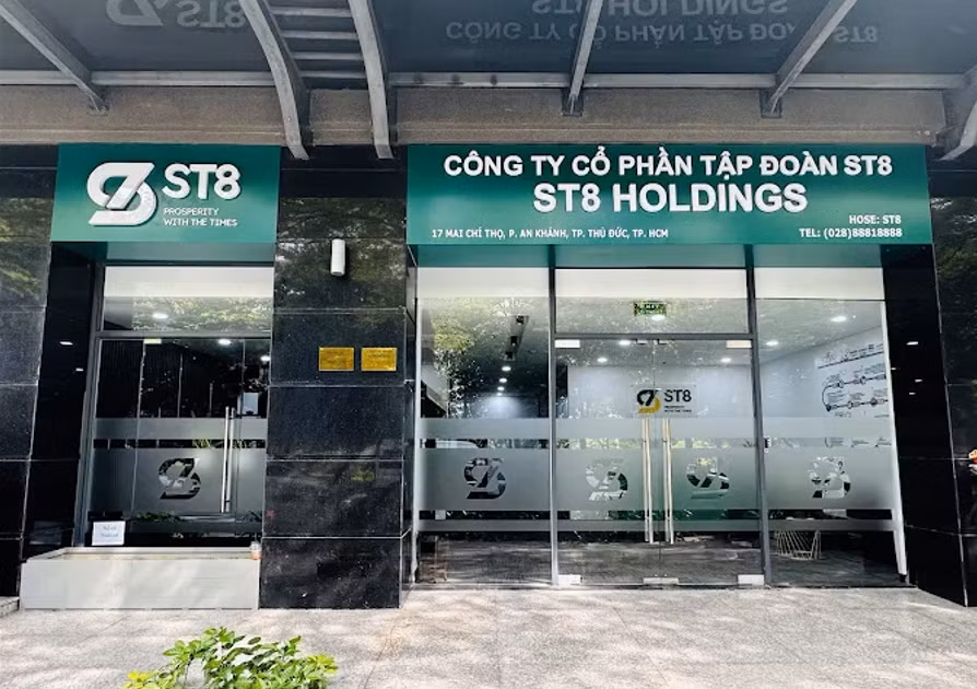 ST8 bị xử phạt vì công bố kết quả kinh doanh từ lỗ thành lãi