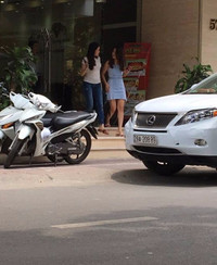 Vợ cũ Lâm Vinh Hải ra Hà Nội phẫu thuật thẩm mỹ, quyết làm lại cuộc đời