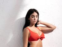 [ẢNH] Bạn gái Ronaldo lại khoe thân hình quyến rũ trong bộ bikini nóng bỏng