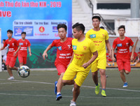 [ẢNH] So tài quyết liệt trong ngày khai mạc Giải bóng đá học sinh THPT Hà Nội 2019