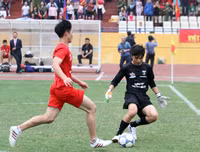 [ẢNH] Á quân Nguyễn Thị Minh Khai đã truất ngôi đương kim vô địch Trần Quốc Tuấn như thế nào?