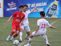 [ẢNH] Á quân Nguyễn Thị Minh Khai đã truất ngôi đương kim vô địch Trần Quốc Tuấn như thế nào?