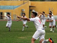 THPT Nguyễn Thị Minh Khai ăn mừng chức vô địch lần thứ ba