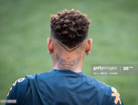 [ẢNH] Đoàn Văn Hậu mới có hình xăm như Neymar?