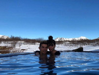 [ẢNH] Ronaldo khoái chí cùng bồ xinh cưỡi trực thăng, du hí núi tuyết