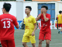 THPT Lê Văn Thiêm vào bán kết sau cuộc rượt đuổi tỉ số nghẹt thở