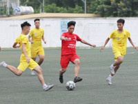 THPT Lê Văn Thiêm vào bán kết sau cuộc rượt đuổi tỉ số nghẹt thở