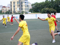 THPT Lê Văn Thiêm vào bán kết sau cuộc rượt đuổi tỉ số nghẹt thở