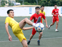 THPT Lê Văn Thiêm vào bán kết sau cuộc rượt đuổi tỉ số nghẹt thở