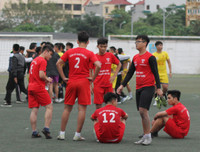 THPT Lê Văn Thiêm vào bán kết sau cuộc rượt đuổi tỉ số nghẹt thở