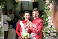 Những khoảnh khắc ấn tượng trong lễ vu quy của Á hậu Hoàng Oanh