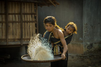 [ẢNH] Những khoảnh khắc yêu thương của gia đình Việt Nam