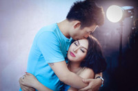 Nhìn lại 2 cuộc hôn nhân sóng gió của 