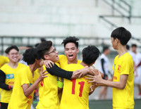 [ẢNH] Loạt trận 10h sáng 3-11 và những khoảnh khắc ấn tượng nhất