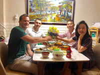 Vợ cũ MC Thành Trung công khai tình cảm với bạn trai Tây