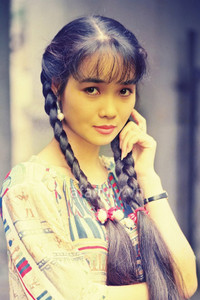 Nhan sắc của Mai Thu Huyền sau 15 năm đóng 