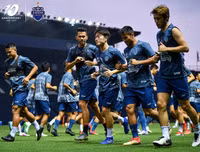 [ẢNH] Xuân Trường lạnh lùng trong vai người mẫu ảnh ở Thái Lan