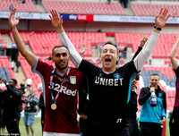 [ẢNH] Lampard buồn bã nhìn đội của Terry lên hạng, sau trận đấu đắt giá nhất hành tinh