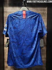 [ẢNH] Cận cảnh mẫu áo thi đấu mới với họa tiết khác người của Chelsea