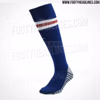 [ẢNH] Cận cảnh mẫu áo thi đấu mới với họa tiết khác người của Chelsea