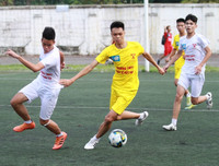 [ẢNH] Những hình ảnh nóng bỏng loạt trận 16h chiều 9-10