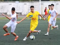 [ẢNH] Những hình ảnh nóng bỏng loạt trận 16h chiều 9-10