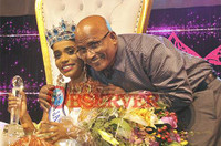 Nhan sắc gây tranh cãi của tân 