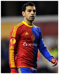 [ẢNH] Hài hước hình ảnh những sao lớn thuở còn 