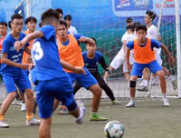 [ẢNH] Cầu thủ THPT Đông Đô gục ngã sau thất bại đáng tiếc