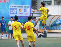 [ẢNH] Những khoảnh khắc độc đáo và đáng yêu ở giải bóng đá học sinh Hà Nội