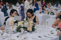 Chồng cũ Hồng Nhung lấy vợ mới, cận cảnh đôi 