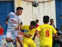 [ẢNH] Bất ngờ đổi thủ môn, THPT Hà Thành thắng luân lưu ấn tượng