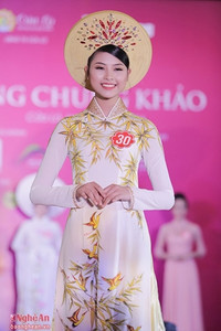 [ẢNH] Dàn mỹ nhân tham gia chạy Việt dã toàn quốc báo Tiền Phong 2018