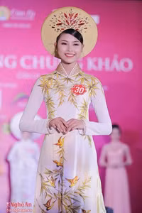 [ẢNH] Dàn mỹ nhân tham gia chạy Việt dã toàn quốc báo Tiền Phong 2018