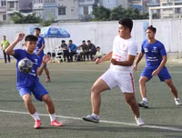 [Ảnh] Quyết liệt cuộc đua vé đi tiếp của 32 đội bóng trong lượt trận chiều 1-11